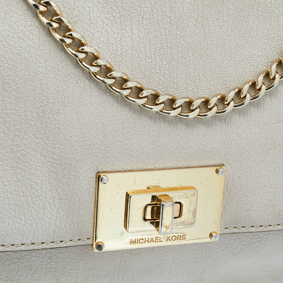 MICHAEL MICHAEL KORS White Leather Sloan Chain Flap Shoulder Bag - Picture 5 of 9